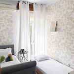 Soar Home Guest House L Olivais Airport L Premium Climate Comfort & Quick Airport Access * Lisboa