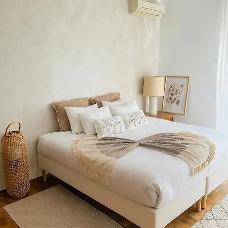 Rum i privatbostad Soar L Airport L Olivais *