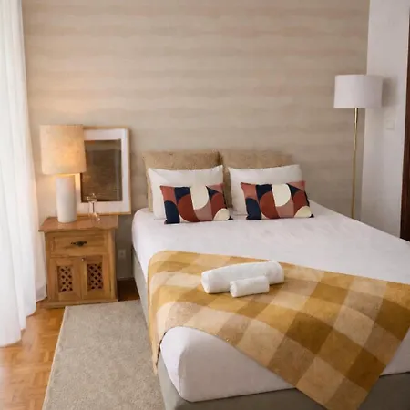 Olivais Airport L Premium Climate Comfort & Quick Airport Access I Soar L Alloggio in famiglia Lisbona