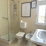 Soar Home Guest House L Olivais Airport L Premium Climate Comfort & Quick Airport Access *