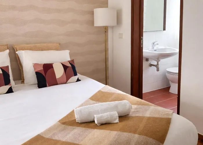 Soar L Olivais Airport L Premium Climate Comfort & Quick Airport Access Pansiyon *
